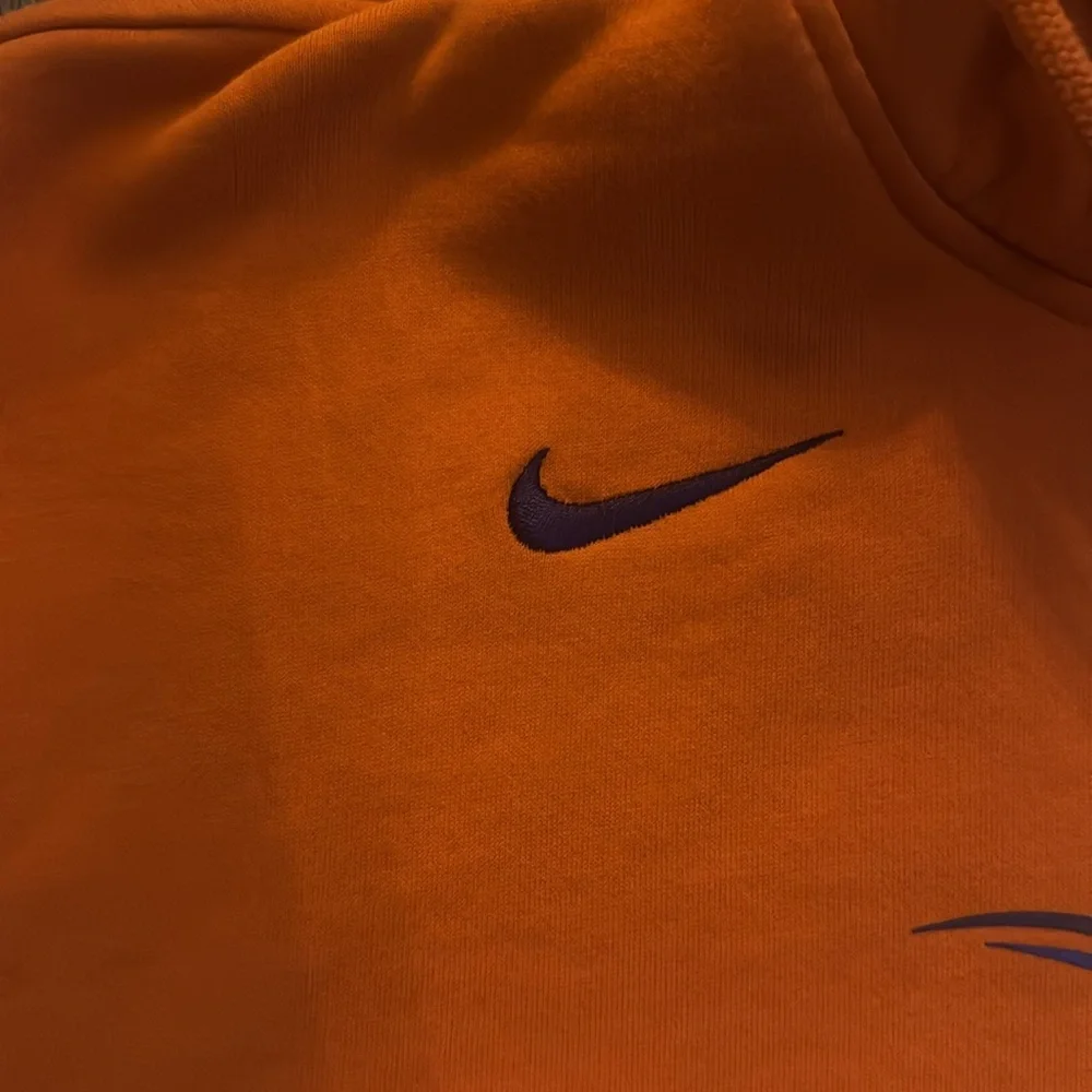 Nike Standard Issue Phoenix Suns Hoodie - Picture 3 of 7